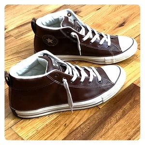 Chuck Taylor All Star High Street Leather Sneaker